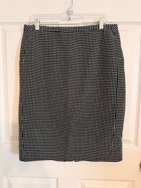 Merona Pencil Skirt Size 14 Black White Dot Lined